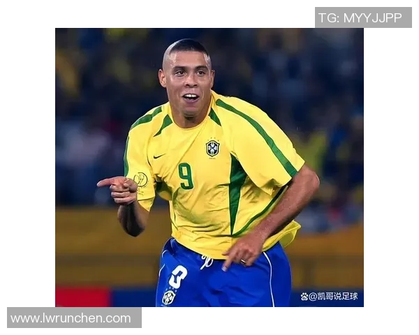 足球球星年度得奖排名榜单揭晓各大巨星谁能登顶荣耀之巅